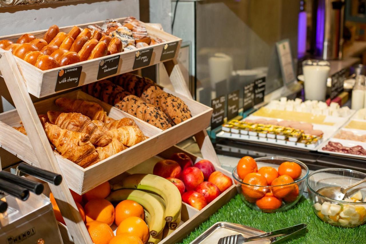 Ibis Styles Lviv Center Hotell Eksteriør bilde