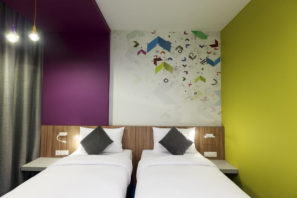 Ibis Styles Lviv Center Hotell Rom bilde